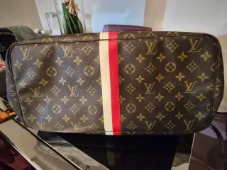 Bolso Louis Vuitton Monogram con Raya Roja