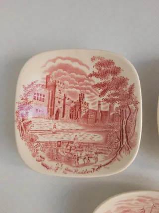 Platos Vintage Johnson Brothers