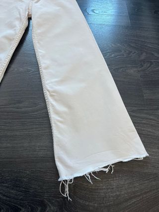 Pantalones vaqueros anchos tiro alto