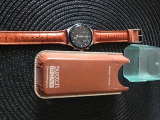 Swatch Irony Cronógrafo Marrón/Negro