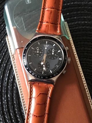 Swatch Irony Cronógrafo Marrón/Negro