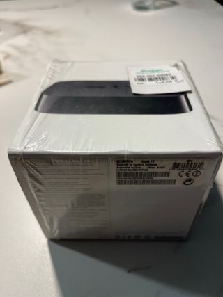 Apple TV 3ª Gen + Mando + Cables