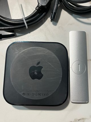 Apple TV 3ª Gen + Mando + Cables