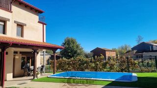 PISCINAS DE POLIESTER Y DEPOSITOS MAXIMA CALIDAD