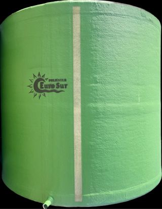 PISCINAS DE POLIESTER Y DEPOSITOS MAXIMA CALIDAD