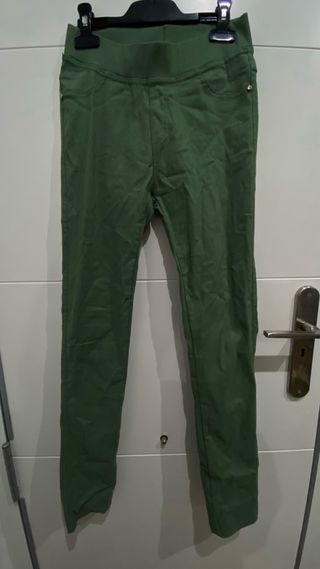 Pantalón verde