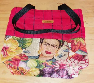 Bolso artesanal Frida Kahlo diseño único