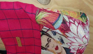 Bolso artesanal Frida Kahlo diseño único
