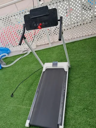 Tapis roulant bianco