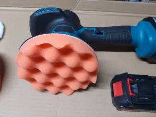 MAQUINA DE LIJAR Y PULIR A BATERIA 21V