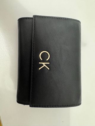 Billetera Calvin Klein Negra