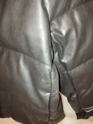 Abrigo polipiel H&M Negro Talla M