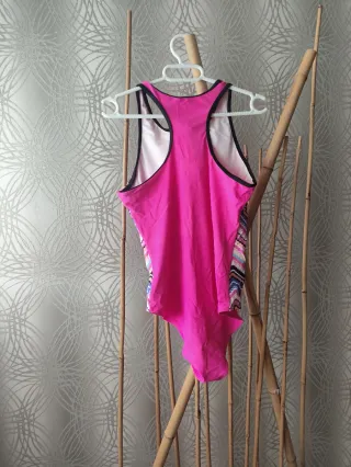 Bañador deportivo chica talla S
