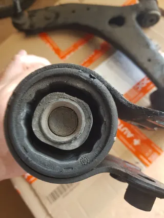 Brazos Suspensión Volvo S40