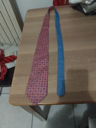 Cravatta Tommy Hilfiger fantasia geometrica