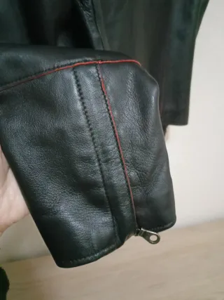 Chaqueta de Piel HervásPiel Negra