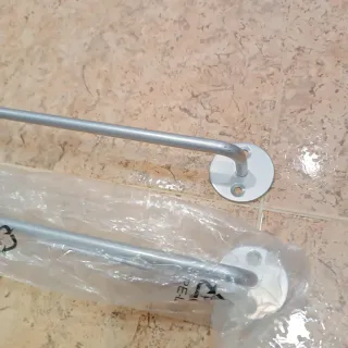 2 tiradores Ikea Bygel