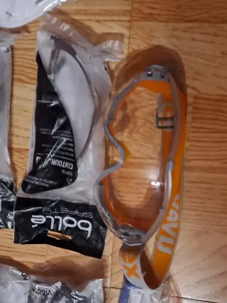 Gafas y mascarillas Bolle