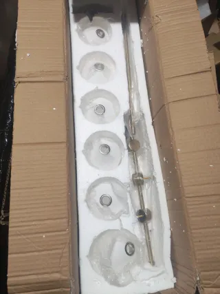 Lampada a sospensione in oro metallo e cristallo