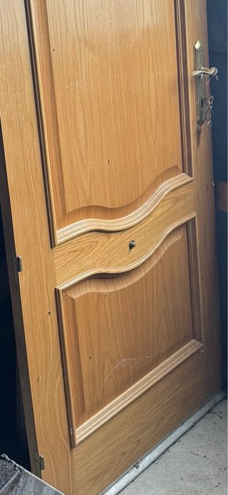Puerta de madera