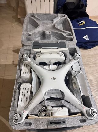 Dron DJI Phantom 4 Advanced