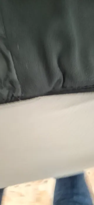 Abrigo Jordan Negro talla 12/13. Excelente  estado