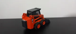 Retroexcavadora Joal MINI 135 Naranja