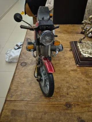 Moto BMW Antigua Juguete
