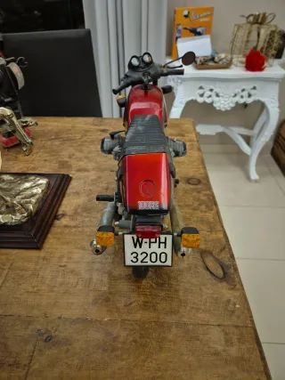 Moto BMW Antigua Juguete