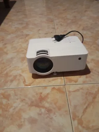 Proyector Phoenix Blanco y Gris Urge venta.