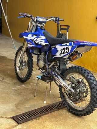 Yamaha YZ 125