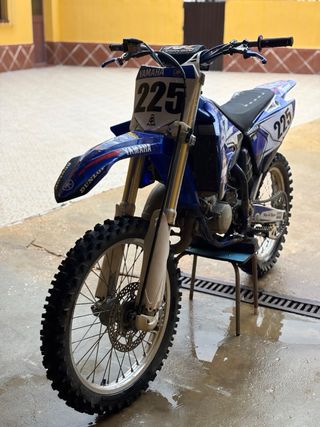 Yamaha YZ 125