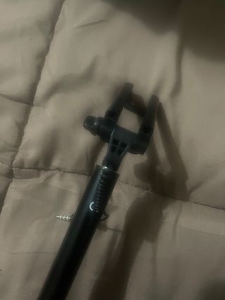 Cellularline Selfie Stick con cavo