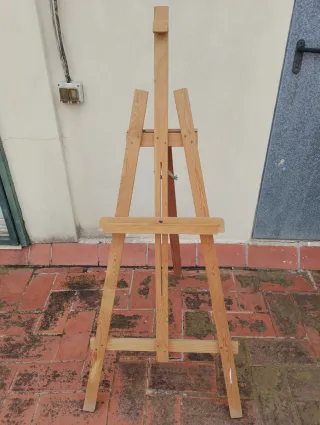 CAVALLET de fusta de pintor.