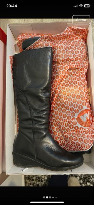 Botas altas negras Wonders talla 38