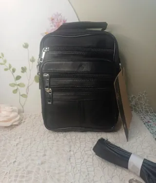 Borsa a tracolla in pelle con cerniera per uomo