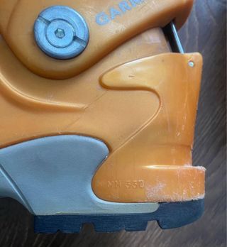 Scarponi sci alpinismo Garmont arancioni