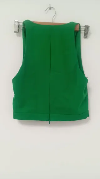 Camiseta tirantes Zara verde
