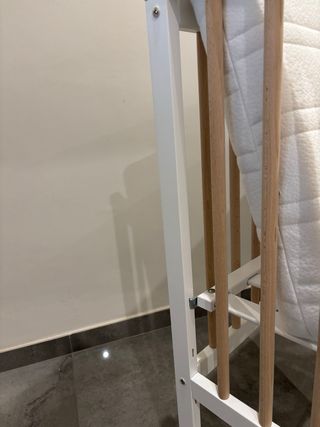 Minicuna colechomadera y blanca