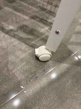 Minicuna colechomadera y blanca