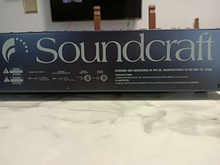 Mixer Soundcraft EPM 12