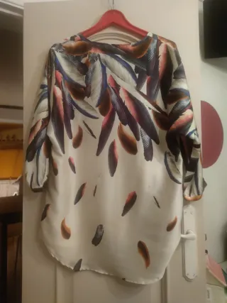 Blusa Zara Seda Estampado Plumas