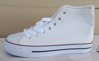 Zapatillas altas blancas nuevas