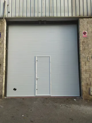 Instalación puerta de garaje