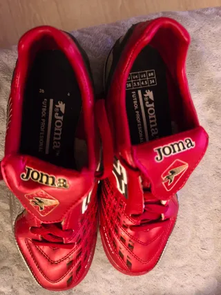 Zapatillas Fútbol Joma Talla 36 Rojas y Plateadas