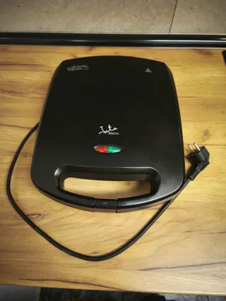 Sandwichera Jata Negra