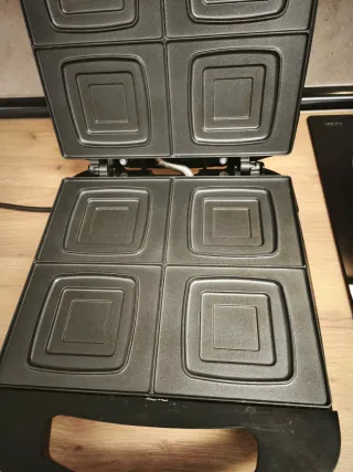 Sandwichera Jata Negra