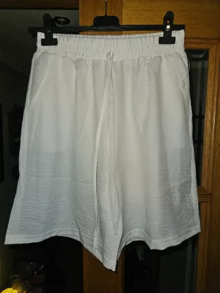 Bermudas blancas mujer