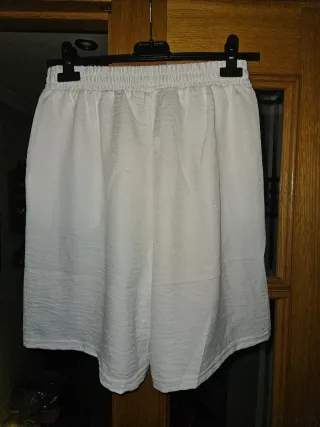 Bermudas blancas mujer