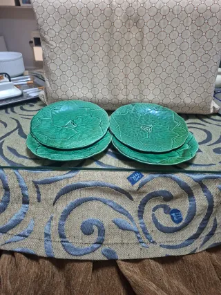 4 Piatti di maiolica francese verde